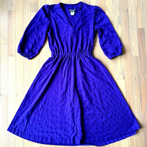 Vintage Purple V Neck Dress Size - Picture 1 of 7